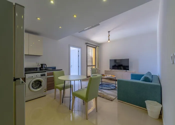 Vesta - G Cribs - El Gouna